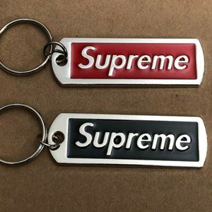 Box Logo Pendants Keychains